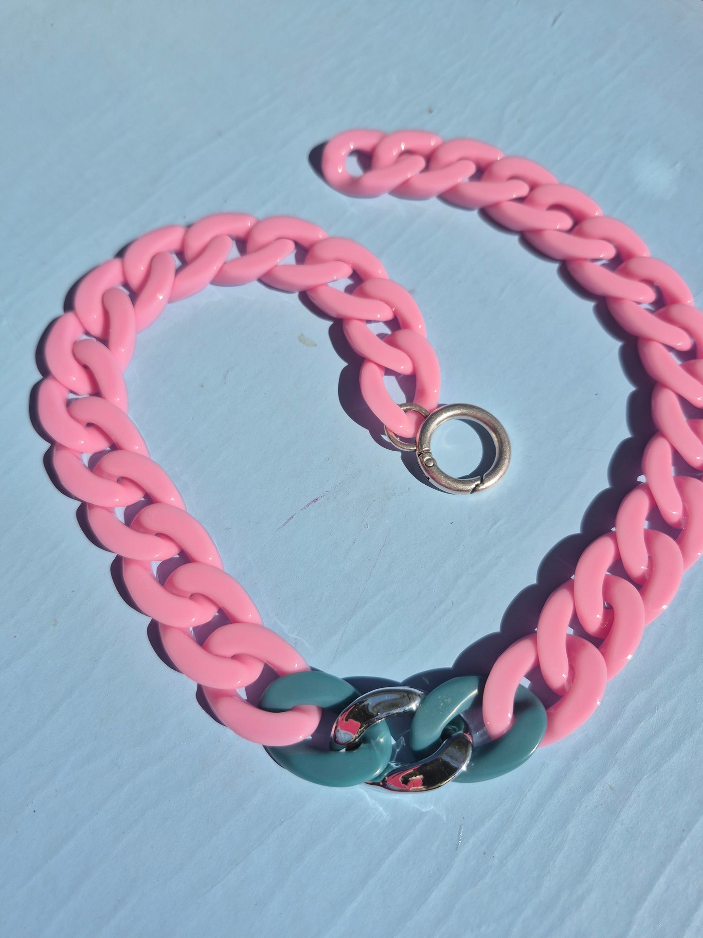Statement-Kette - rosa, türkis, silber