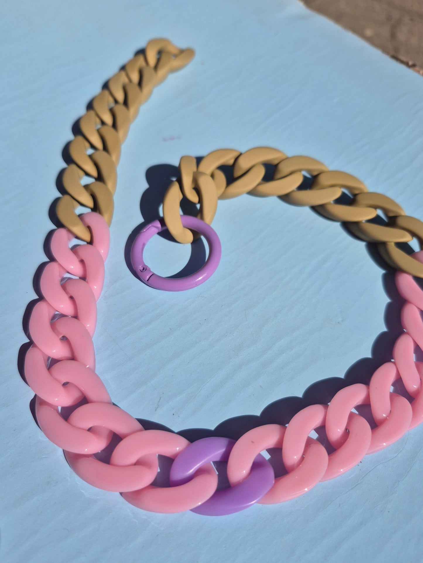 Statement-Kette - rosa, beige, lila